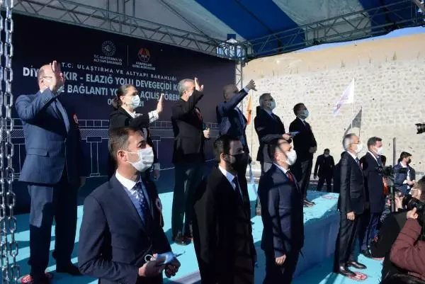 DİYARBAKIR - Devegeçidi Köprüsü ve Bağlantı Yolları Açılış Töreni DİYARBAKIR - Devegeçidi Köprüsü ve Bağlantı Yolları Açılış Töreni