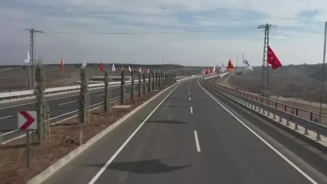 DİYARBAKIR - Devegeçidi Köprüsü ve Bağlantı Yolları Açılış Töreni DİYARBAKIR - Devegeçidi Köprüsü ve Bağlantı Yolları Açılış Töreni