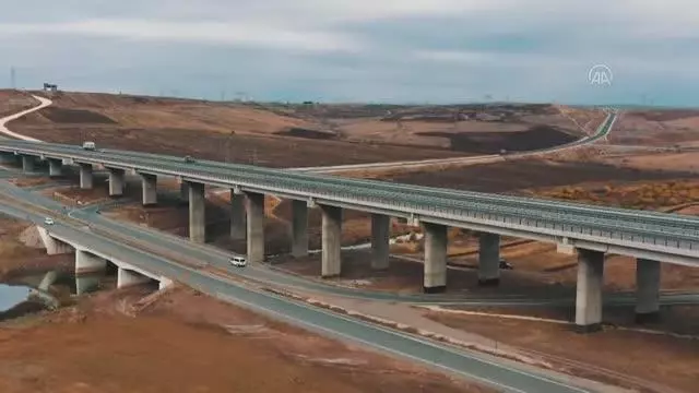DİYARBAKIR - Devegeçidi Köprüsü ve Bağlantı Yolları Açılış Töreni DİYARBAKIR - Devegeçidi Köprüsü ve Bağlantı Yolları Açılış Töreni
