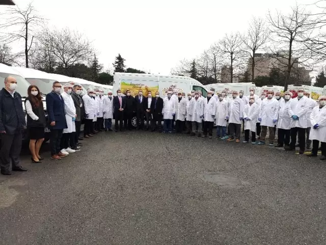 İstanbul'daki Halk Ekmek kuyruklarını bitirecek çözüm! Sokak sokak gezecek 40 araç, kontak çevirdi İstanbul'daki Halk Ekmek kuyruklarını bitirecek çözüm! Sokak sokak gezecek 40 araç, kontak çevirdi