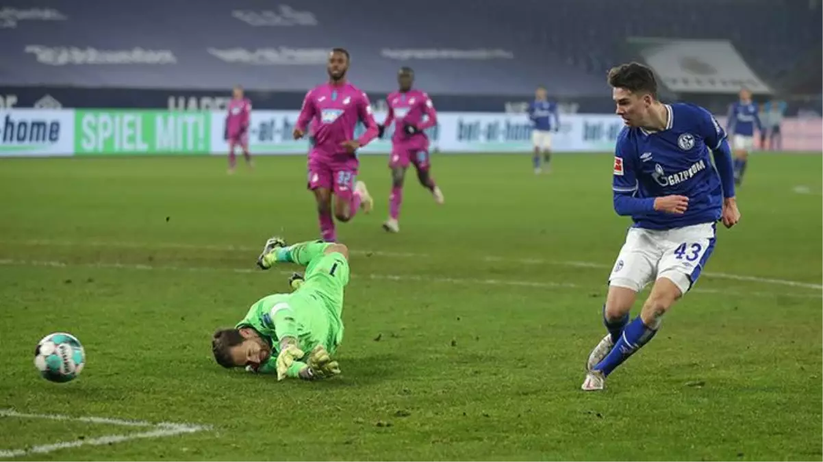 Hoffenheim'ı 4-0 yenen Schalke, ligde 1 yıl sonra galip ...