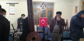 Kısıtlamaya rağmen açık kahvede oturan 11 kişiye 38 bin lira ceza