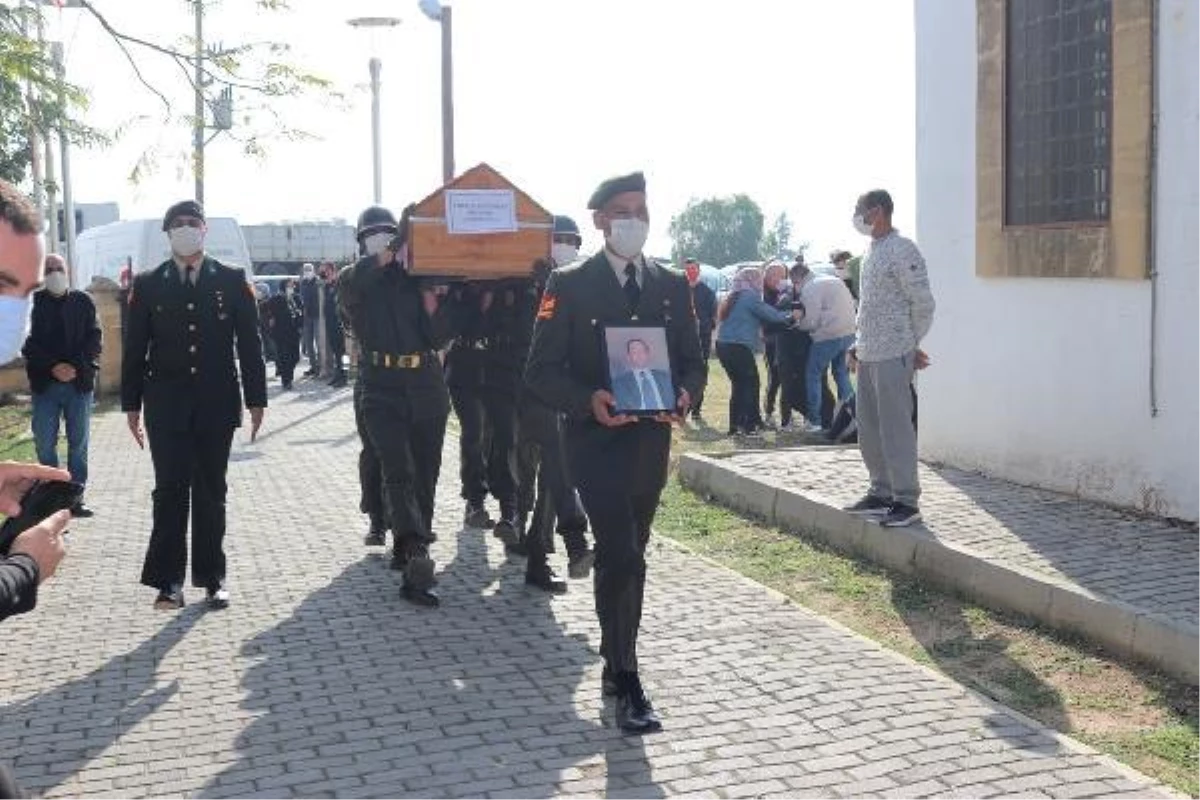 Η οικογένεια Çobanoğlu που πέθανε στην οικογενειακή καταστροφή στην ΤΔΒΚ απεστάλη στο τελευταίο ταξίδι τους