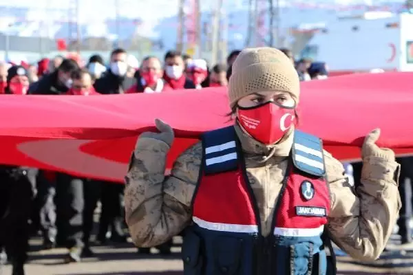 Son dakika haberi! Sarıkamış şehitleri için eksi 14 derecede, koronavirüs tedbirli anma Son dakika haberi! Sarıkamış şehitleri için eksi 14 derecede, koronavirüs tedbirli anma