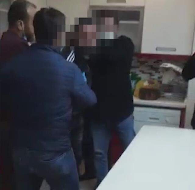 Savcıyı tehditten aranan eski gardiyan saklandığı mutfak dolabında yakalandı