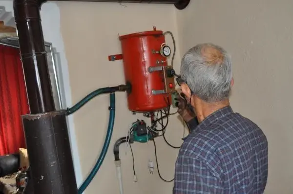 Su motorundan araba, çim biçme makinesinden motosiklet yaptı