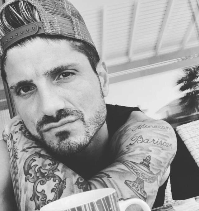 Survivor Baris Ozbek Kimdir Survivor Unluler Takimi Baris Ozbek Kac Yasinda Nereli Baris Ozbek Instagram Hesabi Ne Haberler