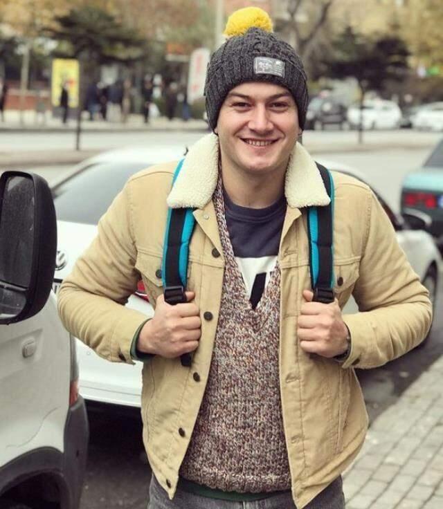 Survivor Reşat Hacıahmetoğlu kimdir? Survivor Gönüllüler takımı Reşat Hacıahmetoğlu kaç yaşında, nereli? Reşat Hacıahmetoğlu Instagram hesabı ne? Survivor Reşat Hacıahmetoğlu kimdir? Survivor Gönüllüler takımı Reşat Hacıahmetoğlu kaç yaşında, nereli? Reşat Hacıahmetoğlu Instagram hesabı ne?