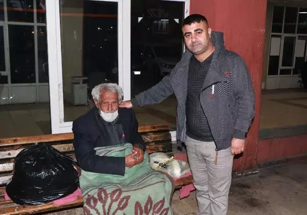 6 yaşındaki oğlunu tümörden kaybetti, 7 yıldır otogardaki evsizleri doyuruyor 6 yaşındaki oğlunu tümörden kaybetti, 7 yıldır otogardaki evsizleri doyuruyor