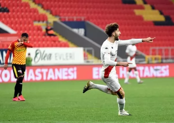 Son dakika! Antalyaspor deplasmanda 155 gün sonra kazandı Son dakika! Antalyaspor deplasmanda 155 gün sonra kazandı