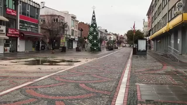 EDİRNE/TEKİRDAĞ/KIRKLARELİ - Trakya'da sokağa çıkma kısıtlamasına uyuldu EDİRNE/TEKİRDAĞ/KIRKLARELİ - Trakya'da sokağa çıkma kısıtlamasına uyuldu
