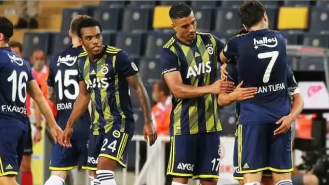 Fenerbahçe outlined 3 players: roads are separated with Lemos, Dirar and Ademi