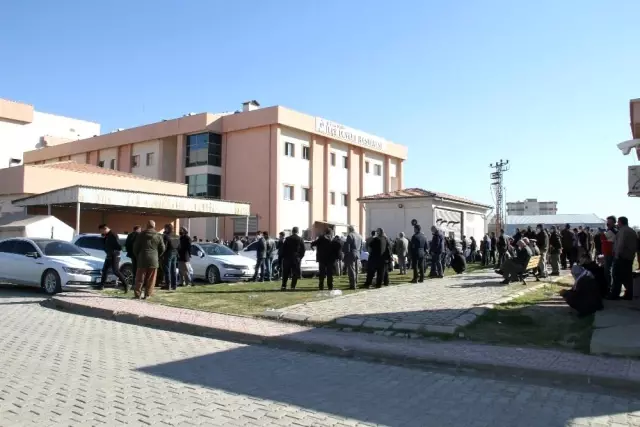 Kömür ocağında göçük altında kalan işçinin cansız bedenine ulaşıldı Kömür ocağında göçük altında kalan işçinin cansız bedenine ulaşıldı