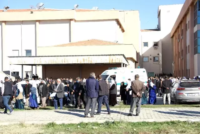 Kömür ocağında göçük altında kalan işçinin cansız bedenine ulaşıldı Kömür ocağında göçük altında kalan işçinin cansız bedenine ulaşıldı