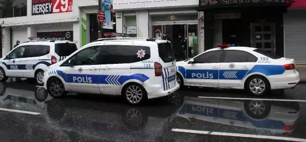 Şişli'de bankaya giren hırsızlar elektrikli ısıtıcı çaldı (1)