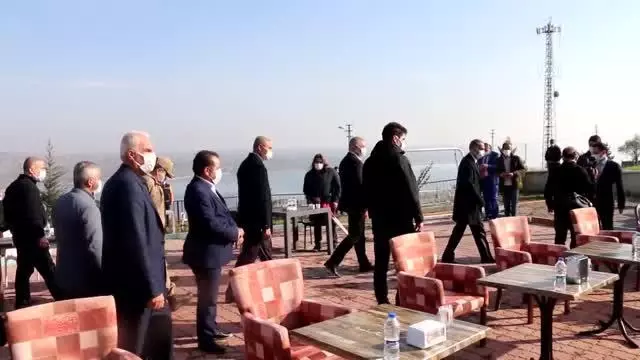 21 yıldır aralarında husumet olan aileler barıştırıldı 21 yıldır aralarında husumet olan aileler barıştırıldı
