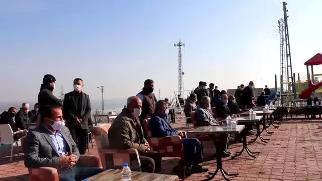 21 yıldır aralarında husumet olan aileler barıştırıldı 21 yıldır aralarında husumet olan aileler barıştırıldı