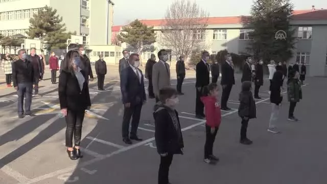 AKSARAY/NİĞDE - Bakan Selçuk'tan, 'okulların bahçesinde İstiklal Marşı okunsun' çağrısı AKSARAY/NİĞDE - Bakan Selçuk'tan, 'okulların bahçesinde İstiklal Marşı okunsun' çağrısı