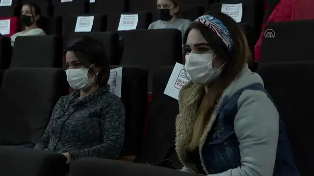 Bodrum katta mahsur bırakılan köpeklerden 20'si sahiplendirildi Bodrum katta mahsur bırakılan köpeklerden 20'si sahiplendirildi