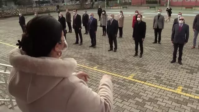 Son dakika haber: KAHRAMANMARAŞ - Bakan Selçuk'tan, 'Okulların bahçesinde İstiklal Marşı okunsun' çağrısı Son dakika haber: KAHRAMANMARAŞ - Bakan Selçuk'tan, 'Okulların bahçesinde İstiklal Marşı okunsun' çağrısı