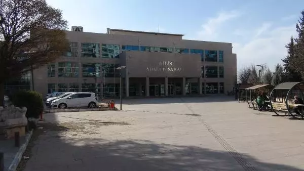 Doktoru 1570 farklı numaradan arayarak rahatsız eden sanığın yargılanmasına devam edildi Doktoru 1570 farklı numaradan arayarak rahatsız eden sanığın yargılanmasına devam edildi