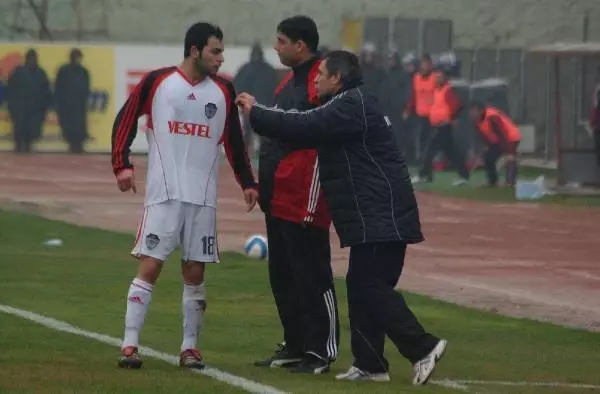 Son dakika haberleri... Ersun Yanal'ın yıldızları