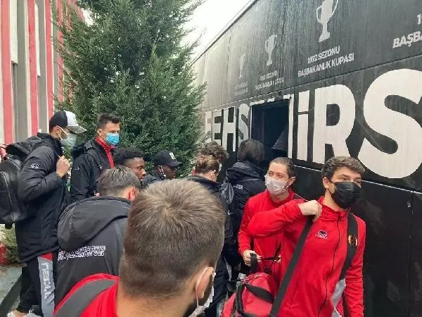 Eskişehirspor'un devre arası kampı Antalya'da Eskişehirspor'un devre arası kampı Antalya'da