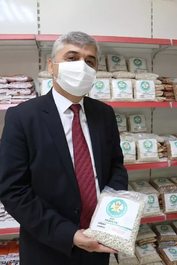 Manisalı üreticiyle ihtiyaç sahibini buluşturan örnek proje Manisalı üreticiyle ihtiyaç sahibini buluşturan örnek proje
