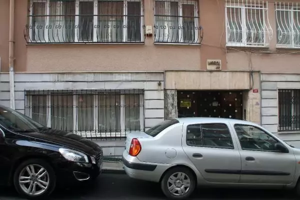 Son Dakika | Şişli'deki kadına dayak: Polis sokağa geldi, çift kayıplara karıştı