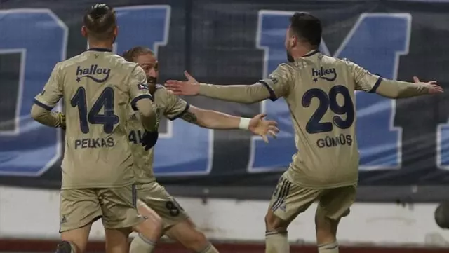 Last Minute: Fenerbahçe defeated Erzurumspor 3-0 on the road Last Minute: Fenerbahçe defeated Erzurumspor 3-0 on the road