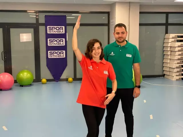 Spor İstanbul'un çocuklara yönelik çevrim içi spor eğitimine yoğun ilgi gösterildi Spor İstanbul'un çocuklara yönelik çevrim içi spor eğitimine yoğun ilgi gösterildi