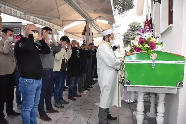 Ünlü mimar Ahmet Vefik Alp son yolculuğuna uğurlandı Ünlü mimar Ahmet Vefik Alp son yolculuğuna uğurlandı