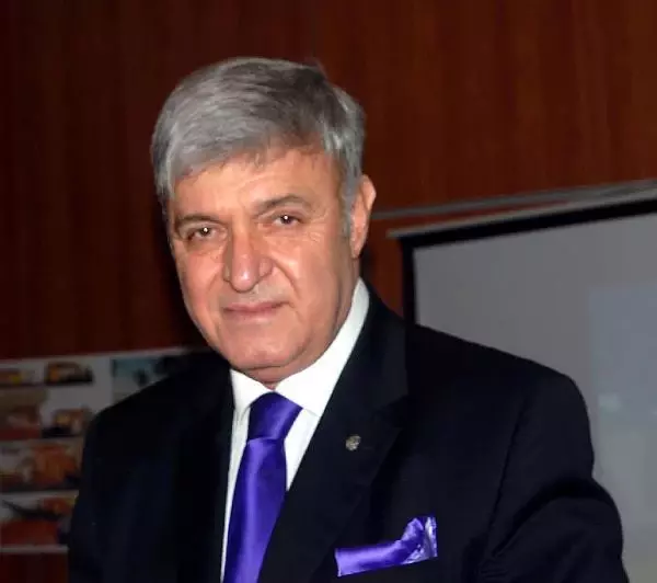 Ünlü mimar Ahmet Vefik Alp son yolculuğuna uğurlandı Ünlü mimar Ahmet Vefik Alp son yolculuğuna uğurlandı