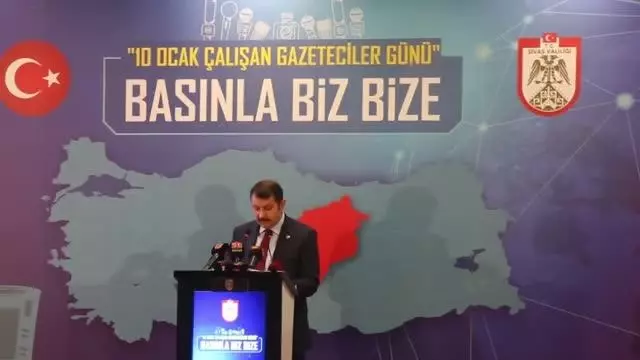 Son dakika haberleri: Vali Salih Ayhan, kentte Kovid-19 aşılarına yakında başlanacağını açıkladı Son dakika haberleri: Vali Salih Ayhan, kentte Kovid-19 aşılarına yakında başlanacağını açıkladı