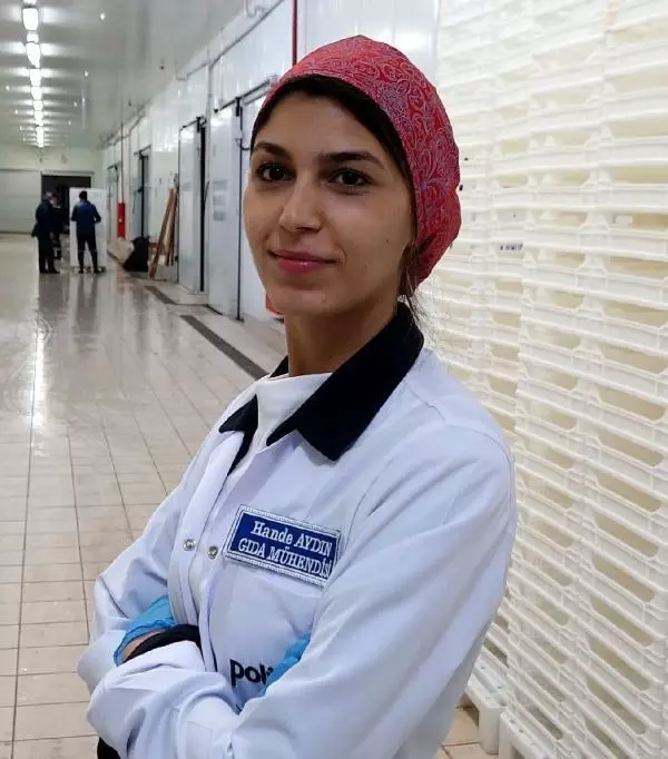 Avı yasaklanan hamsi için buzhaneler açıldı, stoklar piyasaya sürülüyor Avı yasaklanan hamsi için buzhaneler açıldı, stoklar piyasaya sürülüyor