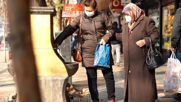 Boşa akan çeşmeyi kapatana hediye verdi Boşa akan çeşmeyi kapatana hediye verdi