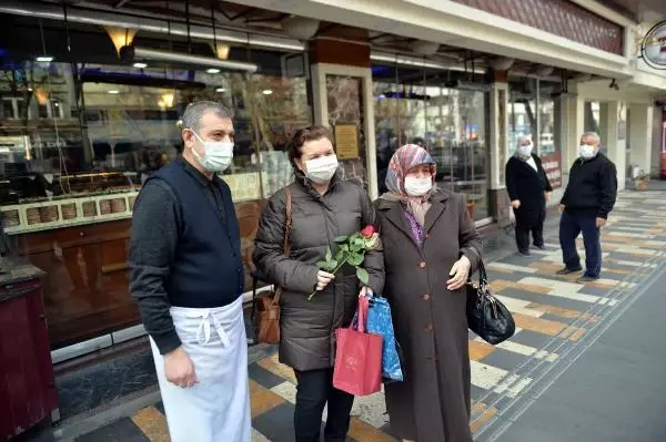 Boşa akan çeşmeyi kapatana hediye verdi Boşa akan çeşmeyi kapatana hediye verdi