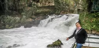 Düden suyu köpürdü, pis koku tepkiye neden oldu