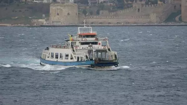 Gökçeada ve Bozcaada'ya feribot seferi bugün de yapılamıyor Gökçeada ve Bozcaada'ya feribot seferi bugün de yapılamıyor