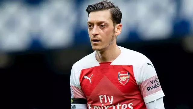 Mesut Özil'in Kadıköy cevabına belediyeden yanıt: Boğa'da buluşur muyuz?