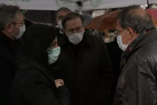 Topkapı Sarayı eski müdürü Filiz Çağman, Edirne'de toprağa verildi