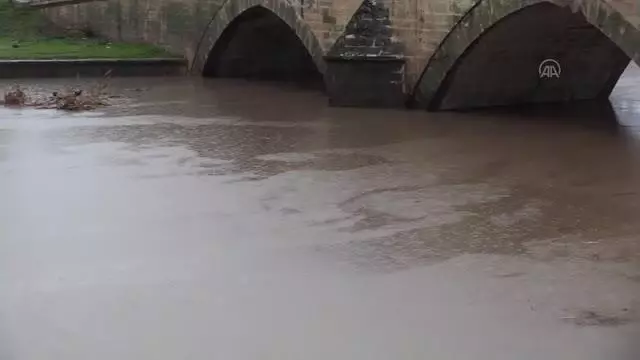 Tunca Nehri için 'sarı alarm' verildi Tunca Nehri için 'sarı alarm' verildi