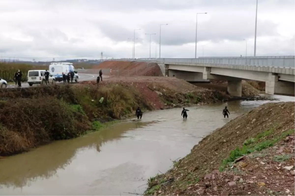 Bugün de çantada insan uzuvları ve ayak bulundu; parçalar aynı cesede ait çıktı (4)- Yeniden