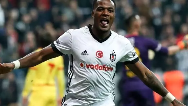 Cyle Larin kimdir? Beşiktaş forvet oyuncusu Larin kaç yaşında, nereli? Cyle Larin kimdir? Beşiktaş forvet oyuncusu Larin kaç yaşında, nereli?