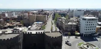 Diyarbakır'ın 106 bin nüfuslu Sur ilçesinde pozitif vaka sıfırlandı