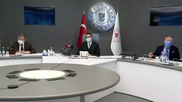 Dönmez: 'Enerji artık bir gider kalemi olmaktan çıkmalı' Dönmez: 'Enerji artık bir gider kalemi olmaktan çıkmalı'
