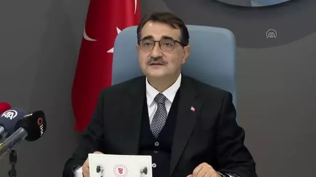 Dönmez: 'Enerji artık bir gider kalemi olmaktan çıkmalı' Dönmez: 'Enerji artık bir gider kalemi olmaktan çıkmalı'