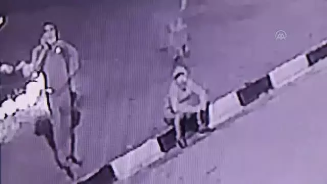 Emekli polisin silahla vurduğu genç yaralandı Emekli polisin silahla vurduğu genç yaralandı