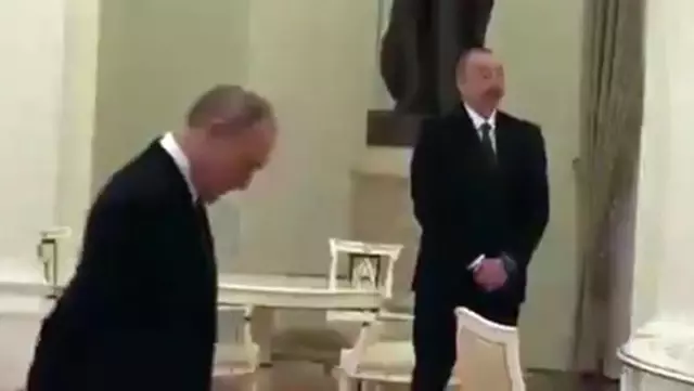 Geç kalan Paşinyan'ı bekleyen Putin ve Aliyev arasında dikkat çeken sohbet Geç kalan Paşinyan'ı bekleyen Putin ve Aliyev arasında dikkat çeken sohbet