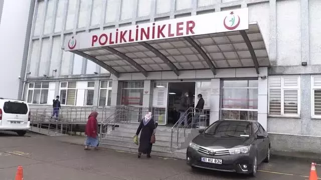 Sağlık çalışanlarına CoronaVac aşısı uygulanmaya başlandı Sağlık çalışanlarına CoronaVac aşısı uygulanmaya başlandı
